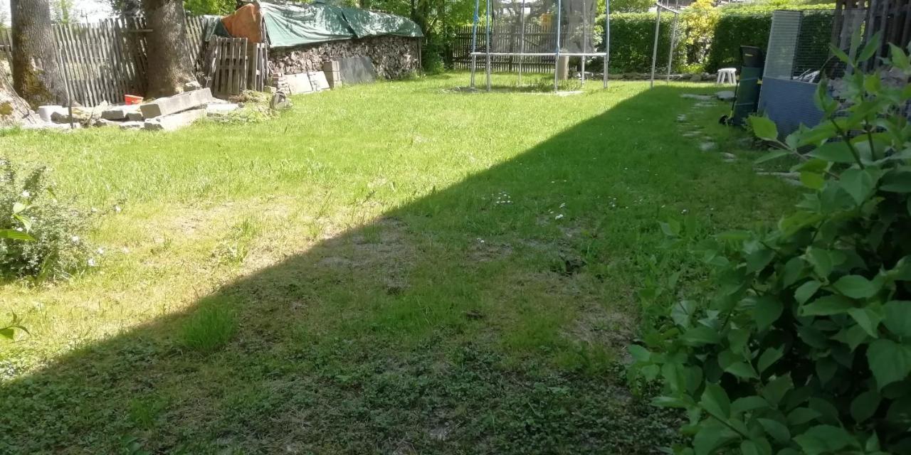 Vip-Zelten Im Garten - Camping Weischlitz Екстериор снимка